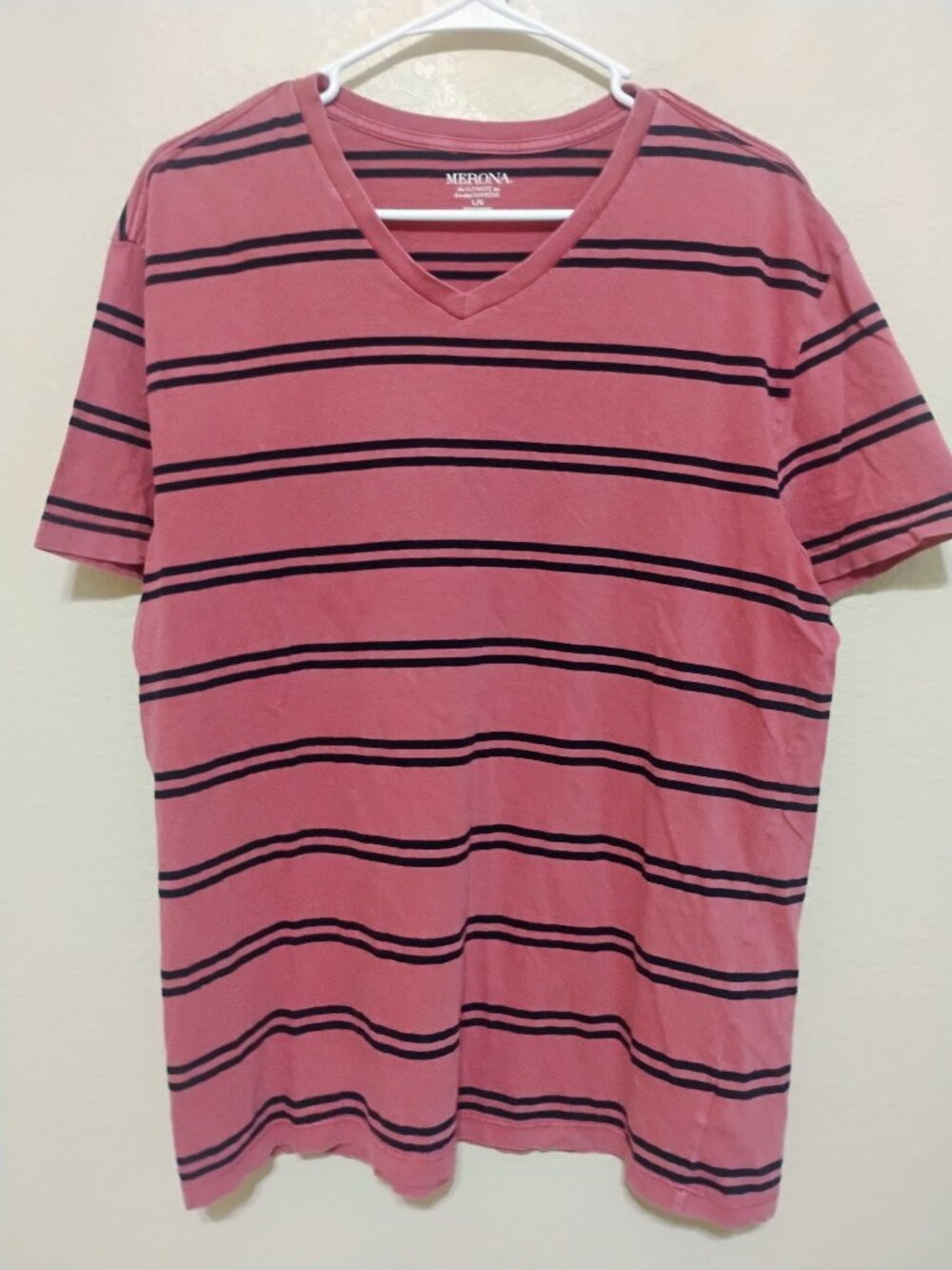 Merona Men's L Pink Navy Striped V-Neck T-Shirt 100% Cotton Tee